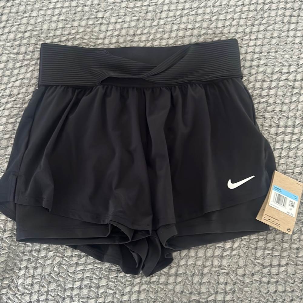 Nike tennis shorts